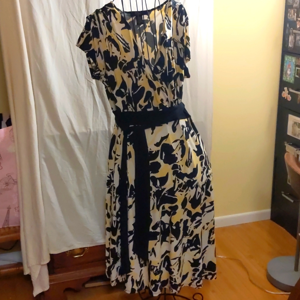 Tracy Evans sz 10 dress, black & yellow
